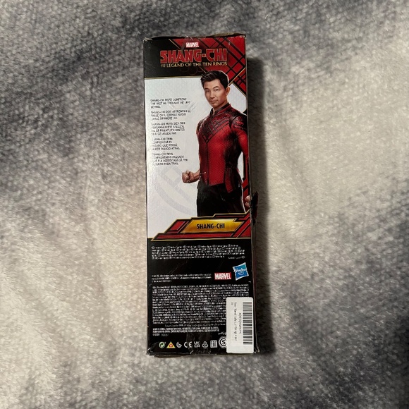 Marvel Shang-Chi Action Figure - Picture 2 of 4